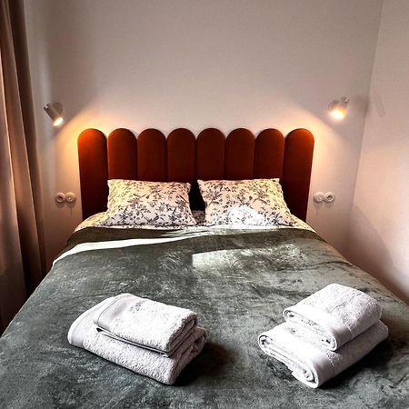 Apartamento Warszawa Srodmiescie Pl. Zbawiciela Exterior foto